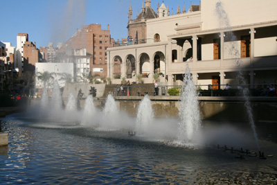 15 IMG_3810 dancing fountain Cordoba.jpg